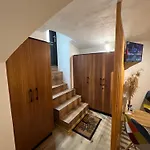 Tim Apartment 1